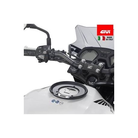 BF30 : Givi BF30 Tanklock Plate CB650 CBR650